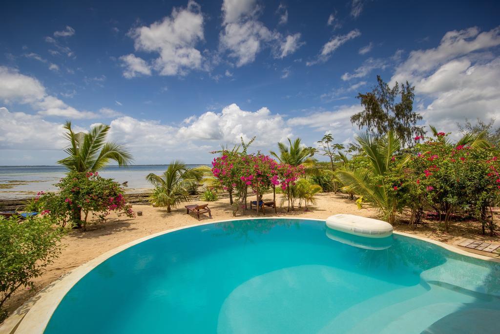 Hotel Milele Villas 3*